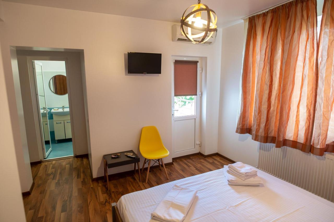 Vila Jean Bart Hotel มันกาเลีย ภายนอก รูปภาพ